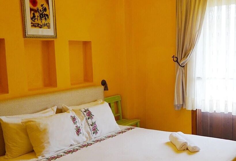 هتل Aya Yorgi Evleri