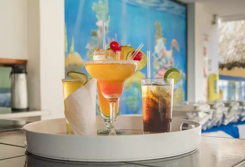 ホテル Brisas Del Mar