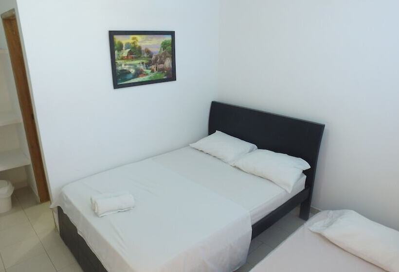 هتل Brisas Del Mar