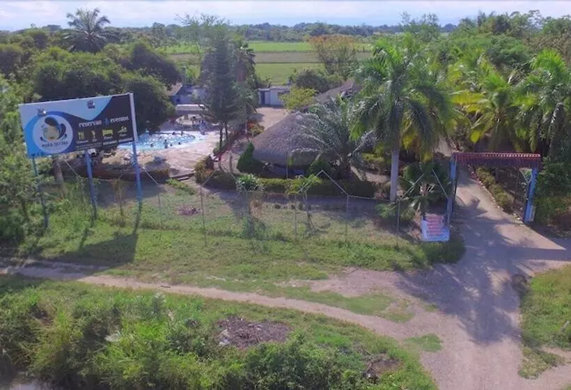 ホテル Centro Vacacional Maria Dayana