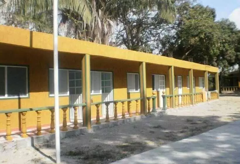 ホテル Centro Vacacional Maria Dayana