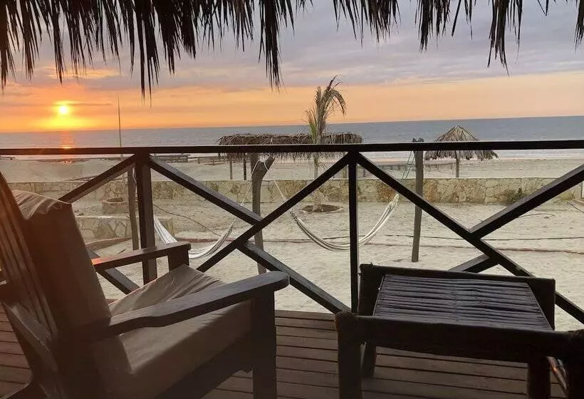 ホテル El Refugio De Vichayito