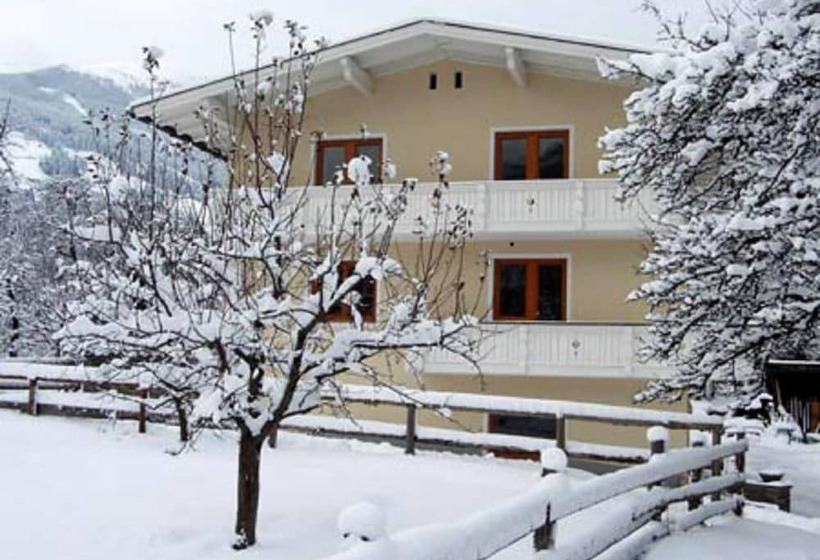 Отель Ferienhaus Stoanerhof