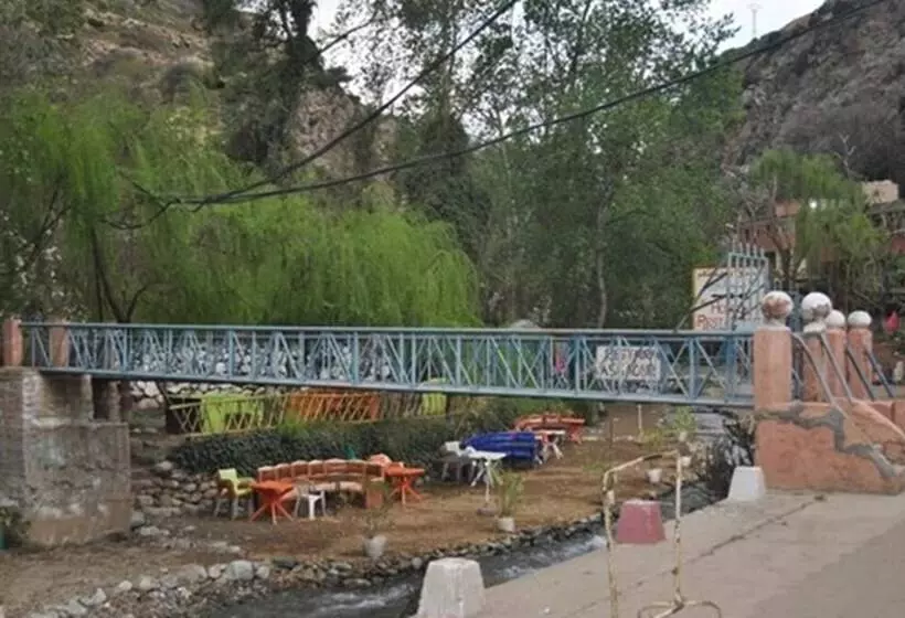 Hotelli Hôtel Restaurant Asgaour