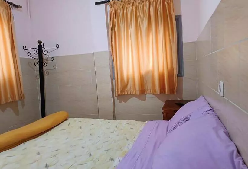 Hotelli Hôtel Restaurant Asgaour