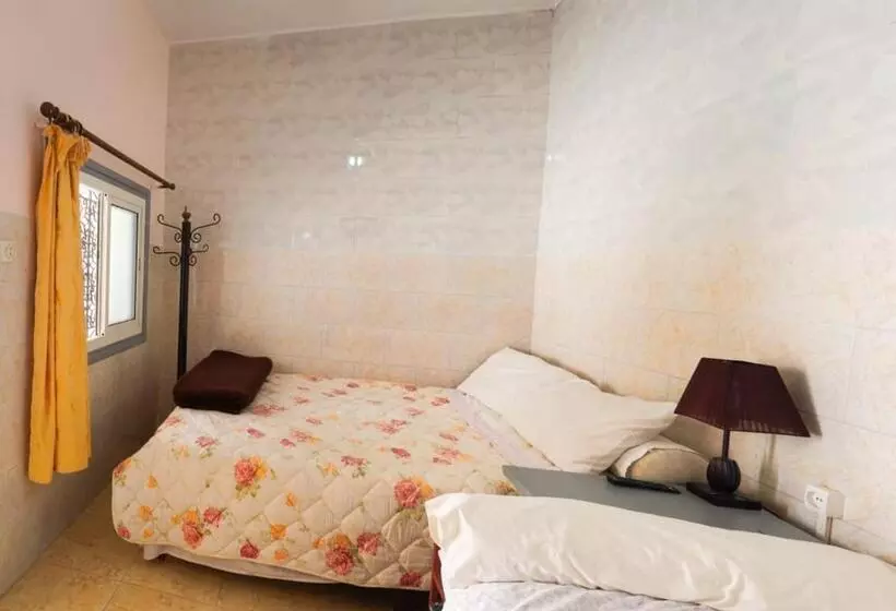 Hotelli Hôtel Restaurant Asgaour