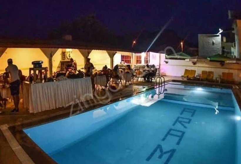 酒店 Hubble Bubble Suit