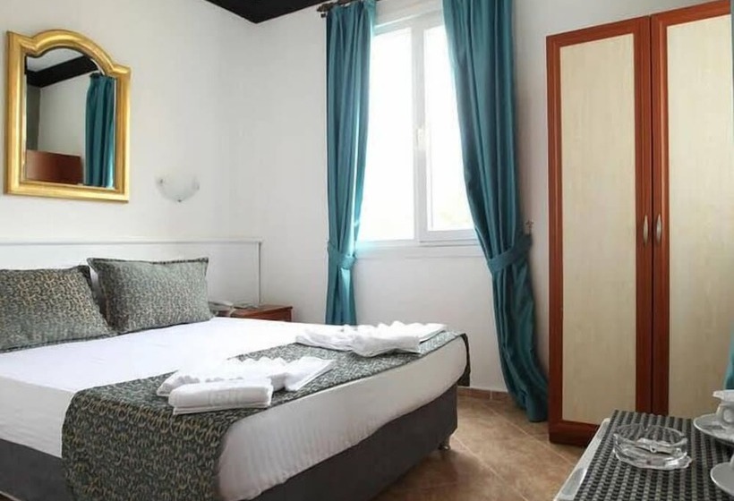 酒店 Hubble Bubble Suit