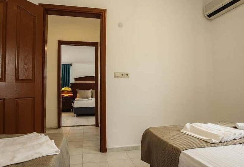 酒店 Hubble Bubble Suit