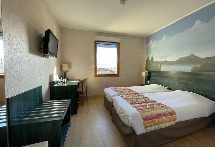 Отель La Tour D'ivoire