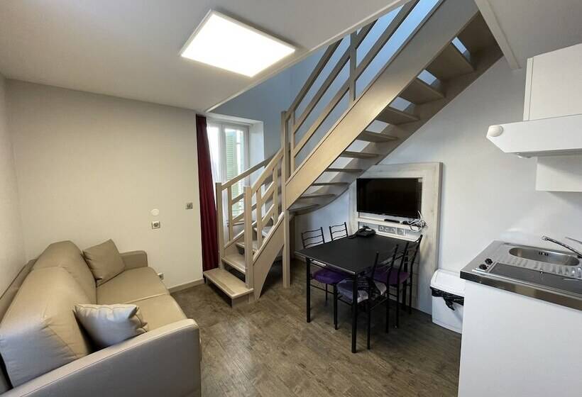 Отель La Tour D'ivoire