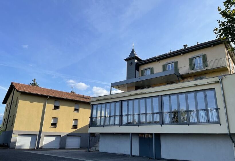 Отель La Tour D'ivoire