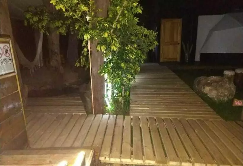 Hotelli Mamma Nui Glamping Restorant