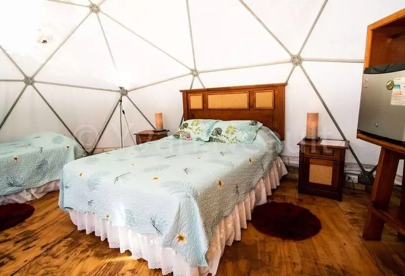 Hotelli Mamma Nui Glamping Restorant