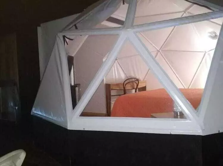 Hotelli Mamma Nui Glamping Restorant