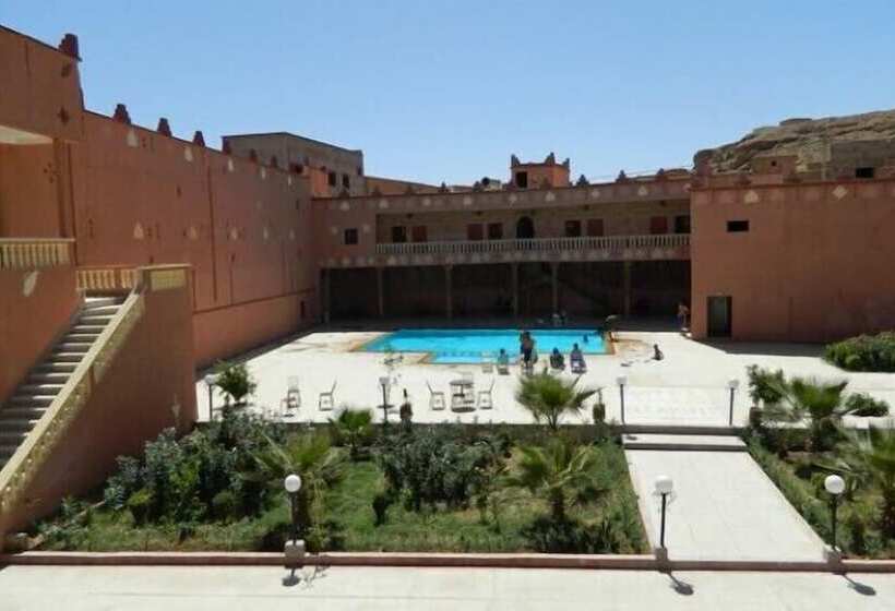 هتل Mandar Saghrou Tazakht