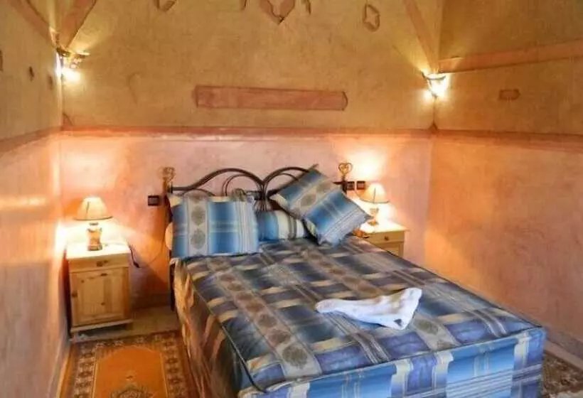 Hotelli Mandar Saghrou Tazakht