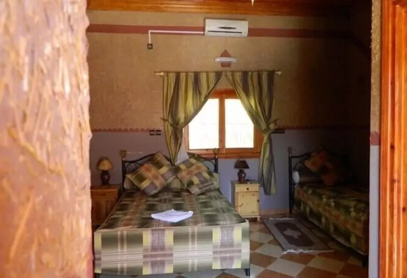 Hotelli Mandar Saghrou Tazakht