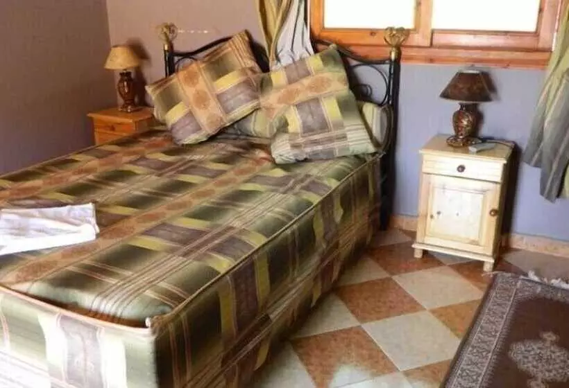 Hotelli Mandar Saghrou Tazakht