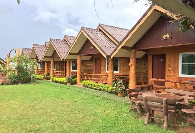 Hotelli Phusiatfha Resort