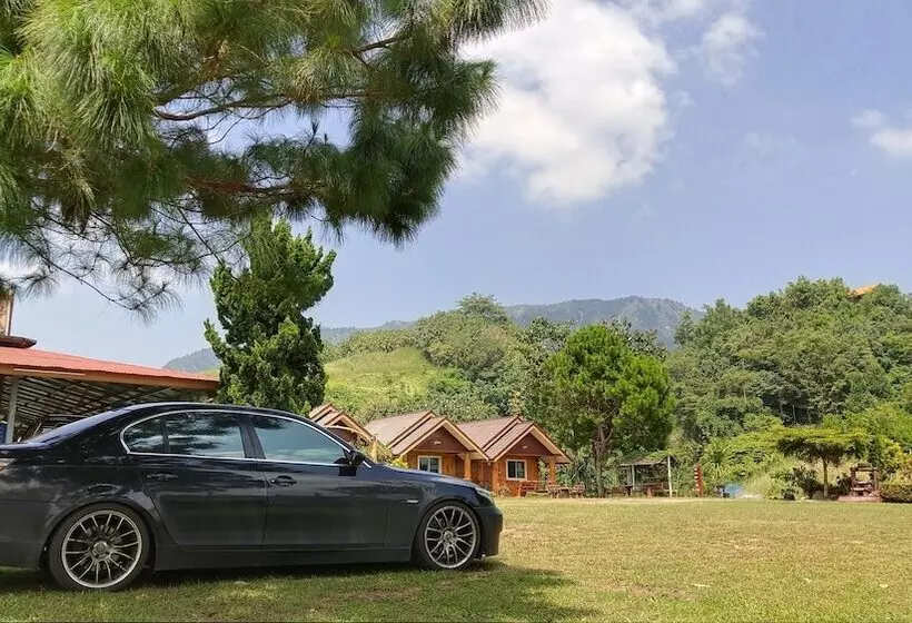 Hotelli Phusiatfha Resort