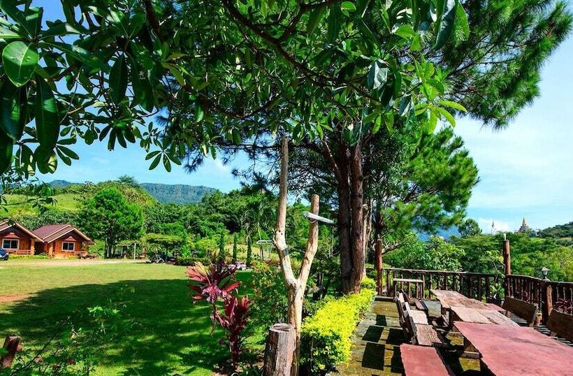 בית מלון כפרי Phusiatfha Resort