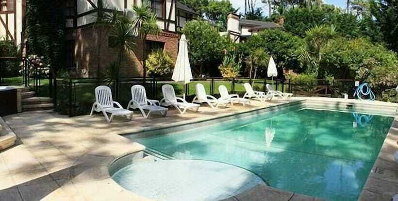 Отель Puerto Hamlet