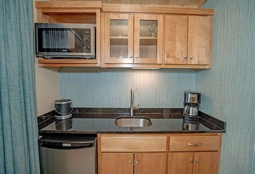 Hotelli Surfside On Lake Superior