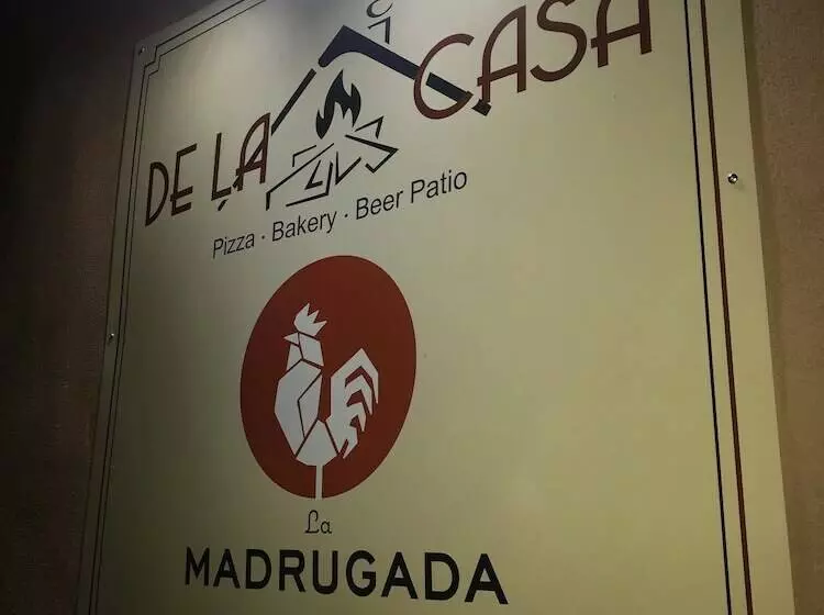 La Madrugada Hostel