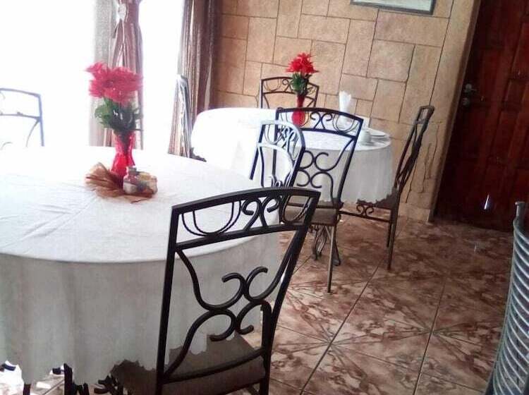 Pension Afro She Guest Lodge
