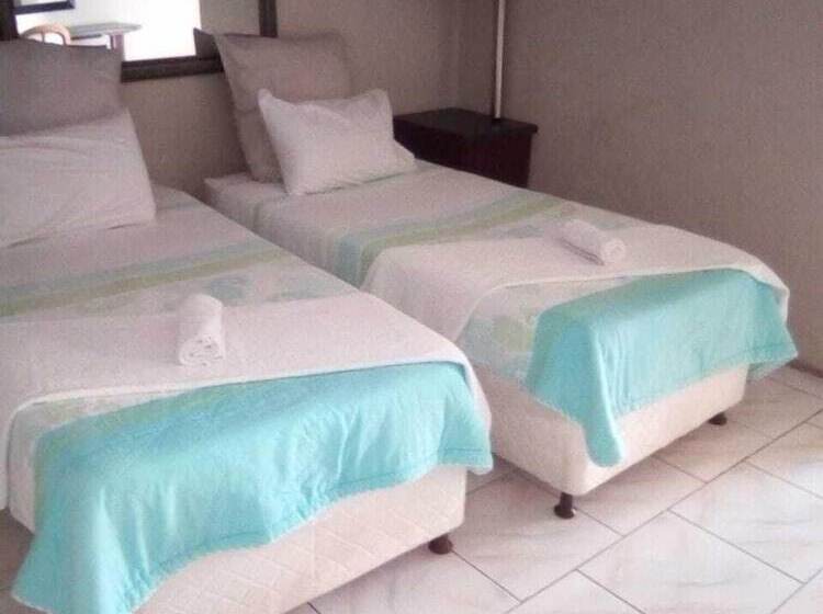 Pension Afro She Guest Lodge