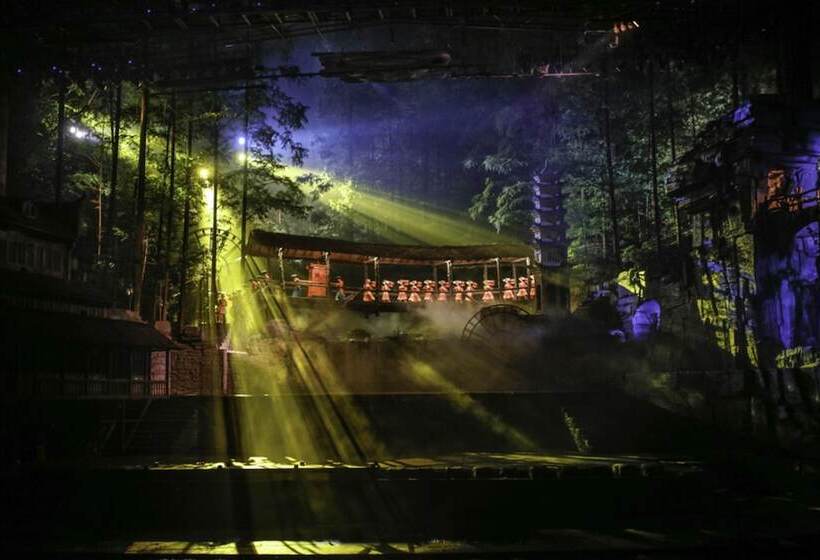 פנסיון Fenghuang Hemu House