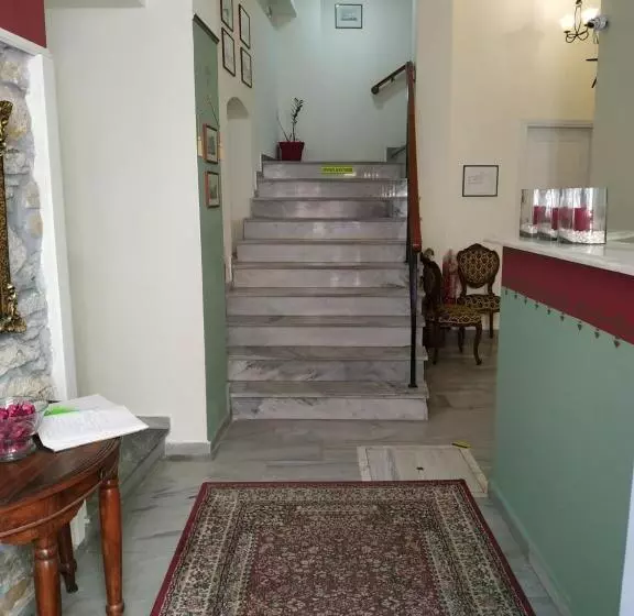 پانسیون Fiera Guesthouse