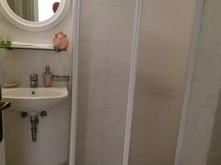 پانسیون Fiera Guesthouse