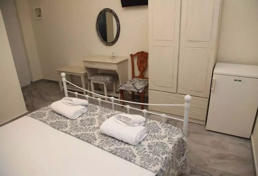 پانسیون Fiera Guesthouse