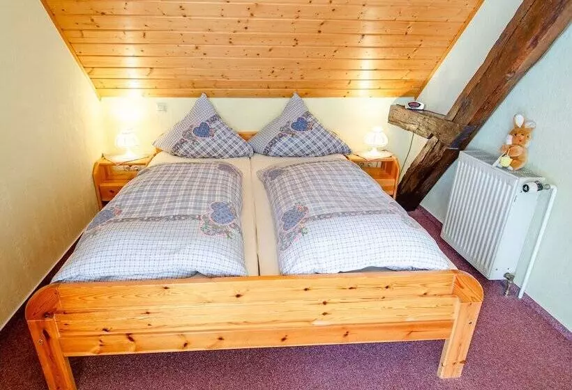 Majatalo Gasthaus Deutscher Jäger