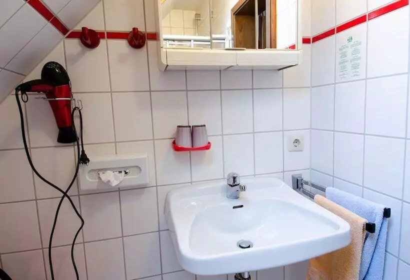 Majatalo Gasthaus Deutscher Jäger