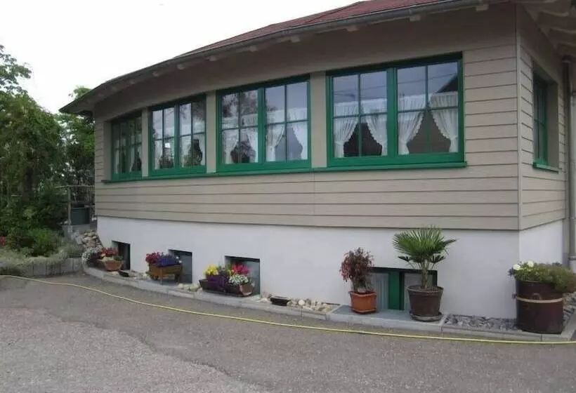 Majatalo Gasthaus Deutscher Jäger