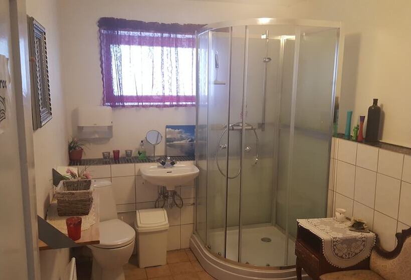 پانسیون Guesthouse Holmur