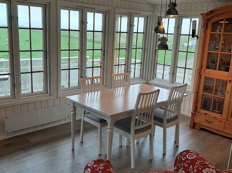 پانسیون Guesthouse Holmur