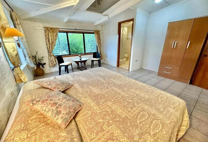 پانسیون Jean's Home