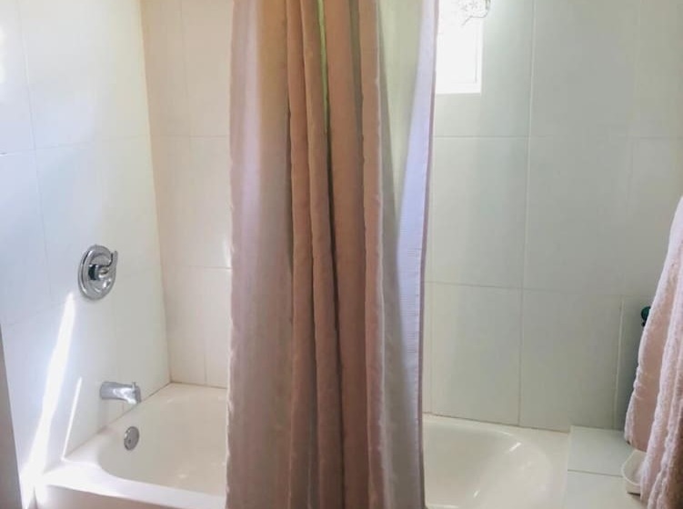 پانسیون Layla's B&b