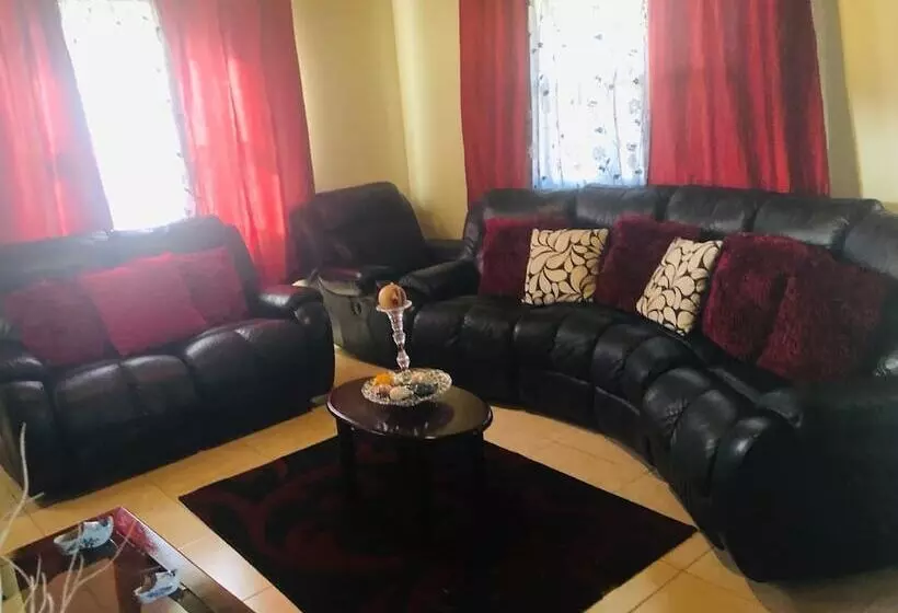 پانسیون Layla's B&b