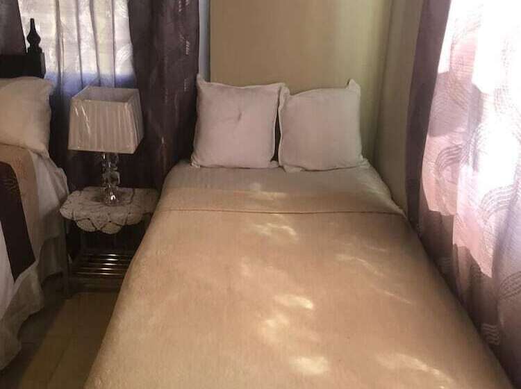 پانسیون Layla's B&b