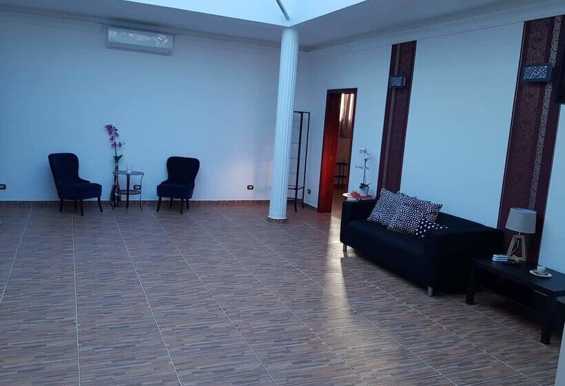 פנסיון Pueblo Checo   Czech Guest House