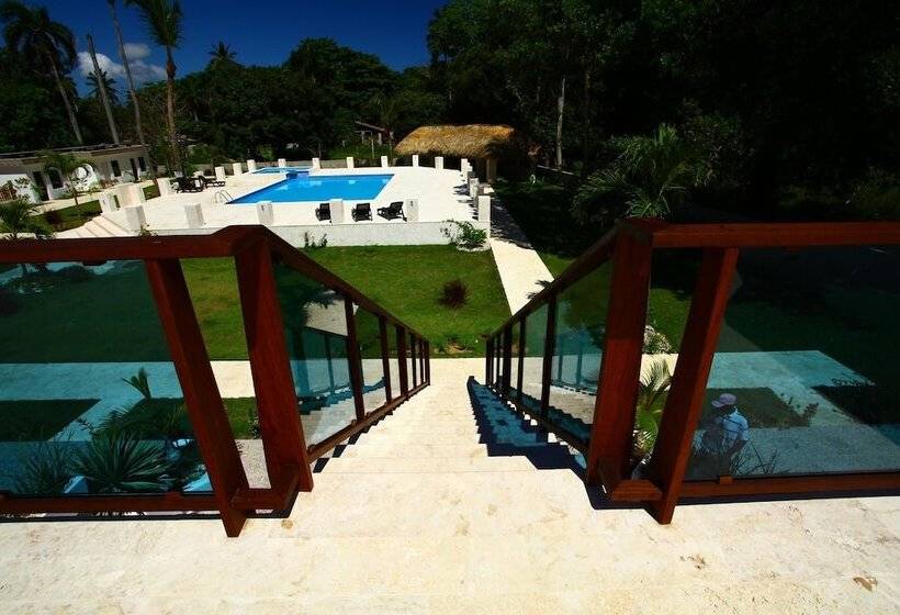 פנסיון Pueblo Checo   Czech Guest House