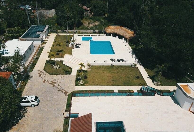 פנסיון Pueblo Checo   Czech Guest House