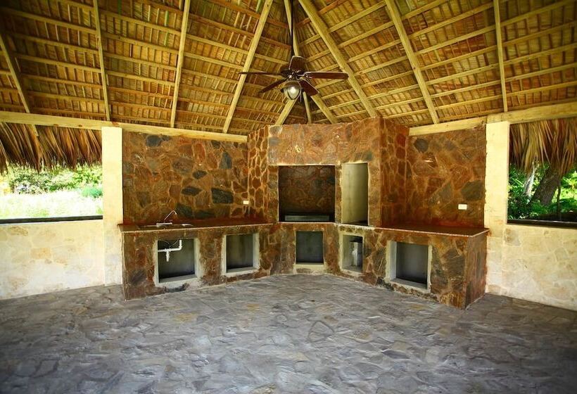 פנסיון Pueblo Checo   Czech Guest House