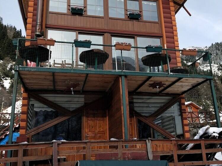 بنسيون Ayder Smail Oberj