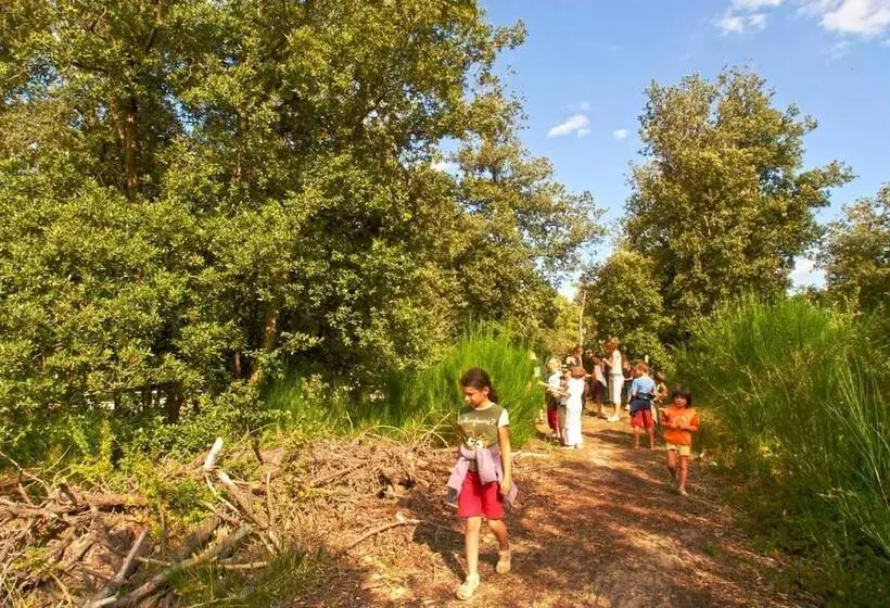 Lomakeskus Village Vacances Passion Les Bris